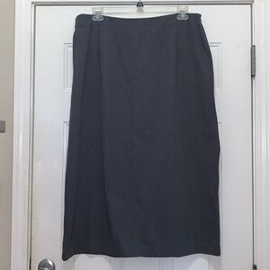4/$10 Vintage gray size 20 maxi skirt